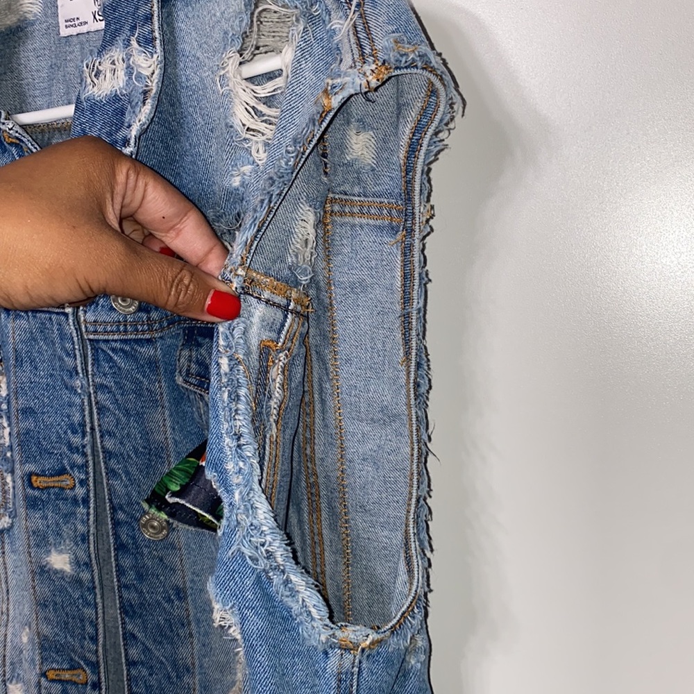 Oversized Distressed Denim Vest with Floral Back - Picture 15 of 17
